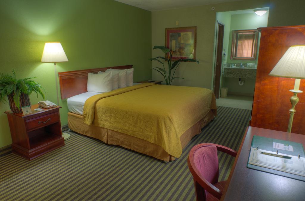 Hampton Inn&Suites Tempe/Phoenix Airport, Az Szoba fotó